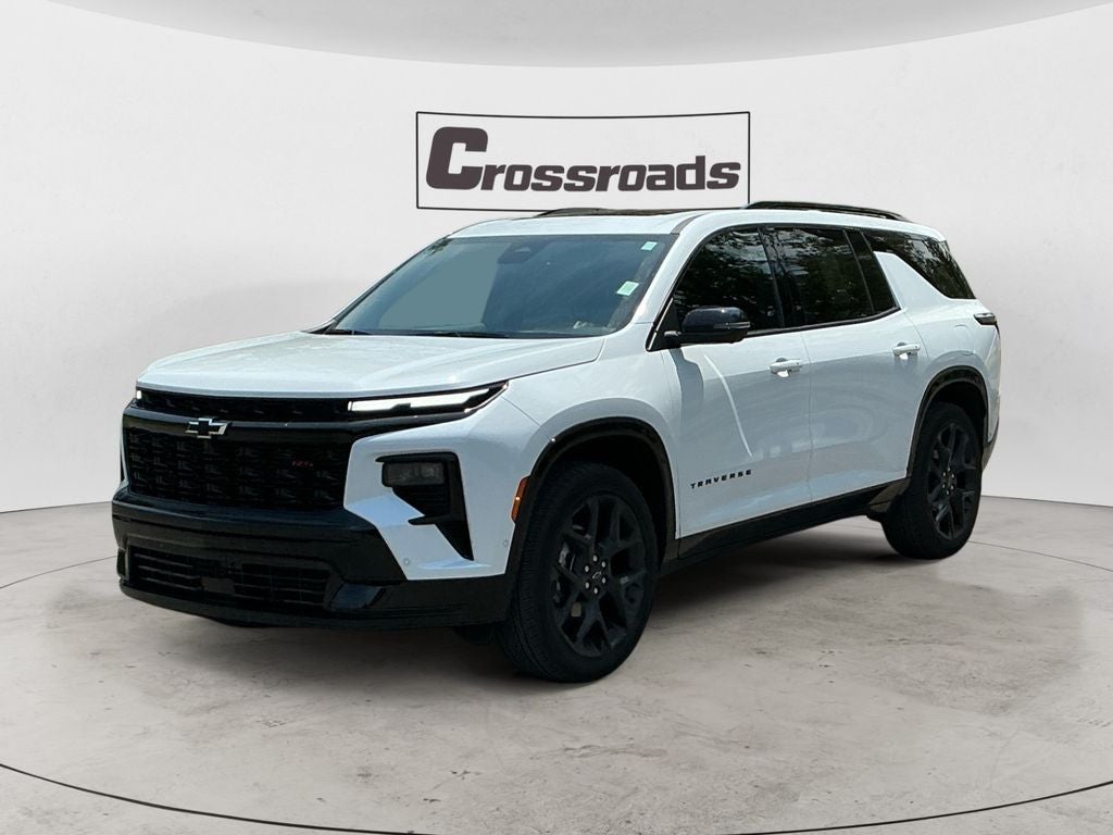 2026 Chevrolet Traverse RS in Polar White Tricoat — front three-quarter view
